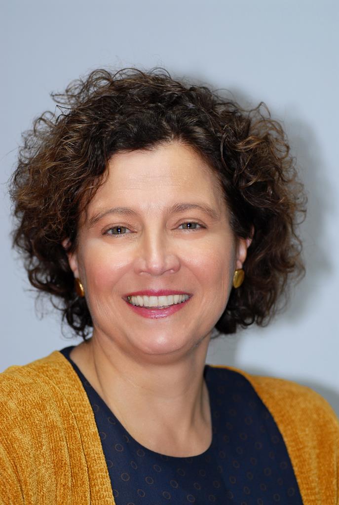 Amelia Echecopar Flórez